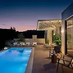 Theta By Select * Kalamaki (Zakynthos)